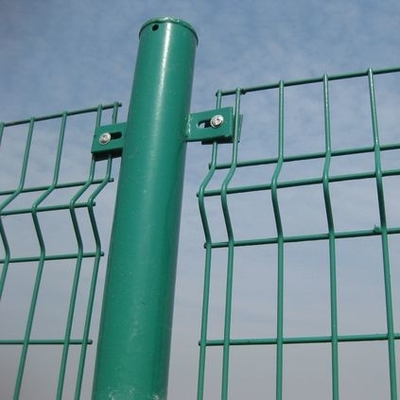 حصار مشبک سه بعدی فولادی گالوانیزه با پایه مربعی RAL 6005 سبز