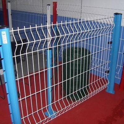 پانل های حصار جوش داده شده امنیتی منحنی سه بعدی فولاد گالوانیزه 50x200mm 50x150mm