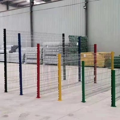 حصار مشبک سیم جوشی گالوانیزه سه بعدی منحنی با پوشش PVC
